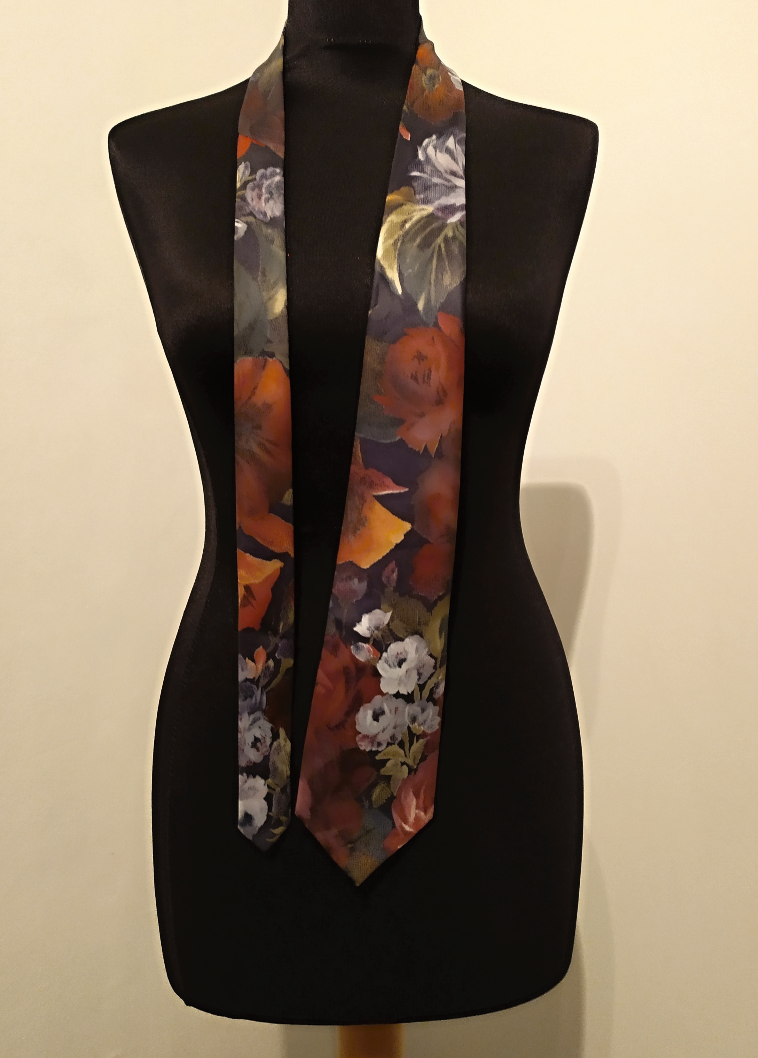 Pánská kravata s květy