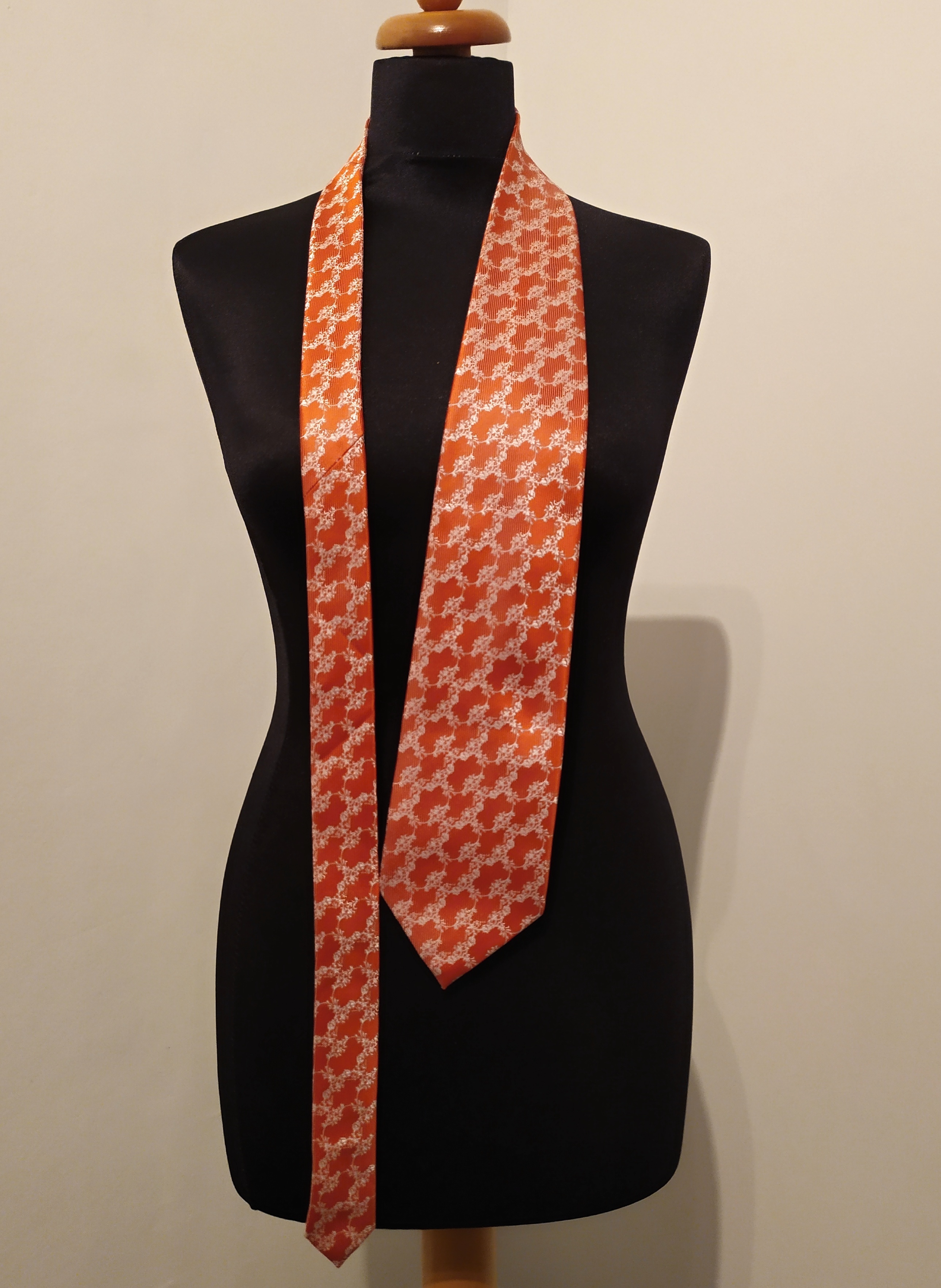 Pánská kravata oranžová
